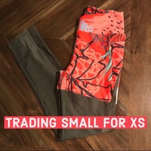 Nikki B - Pineapple Leggings - TRADE